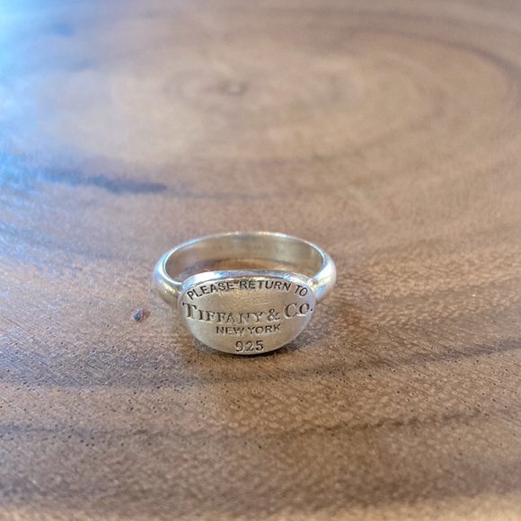 Jewelry - TIFFANY & CO STERLING SILVER “RETURN TO TIFFANY “ OVAL RING